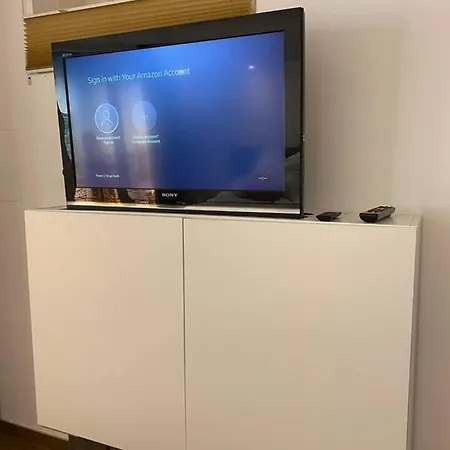 Stunning 1-bed In ヘルツォーゲンラート